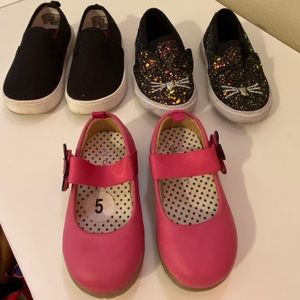 Toddler shoes size 5